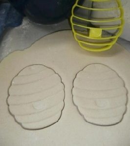 Cookie Cutter Beehive Detailed