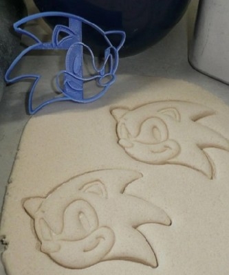 Sonic Face Cookie Cutter