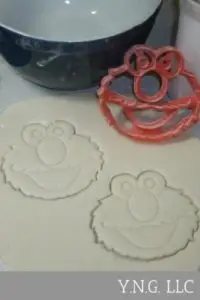 Mini Elmo Face Cookie Cutter 2.75 inches