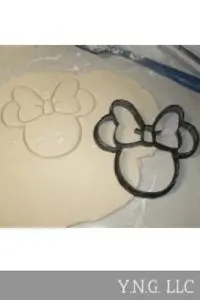 Minnie Mouse Head Cookie Cutter 5.75 inches