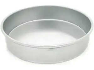 7 inch Round Cake Pan 2 inches Deep