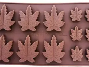 Marijuana Cannabis Leaf Silicone Mold 12 Cavity