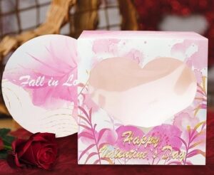 Cake Box W/Heart Window and Board 10 x 10 x 5 inches