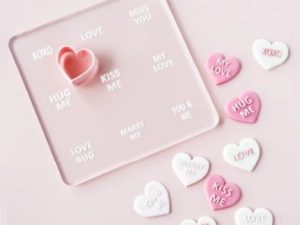 MLC Pop Up Conversation Pad with Heart Cutter