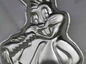 Wilton Bugs Bunny with Carrot